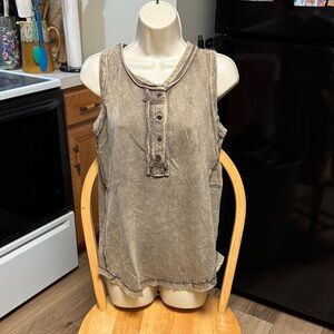 Zenana NIP S BURN OUT DISTRESSED Brown TANK Top
